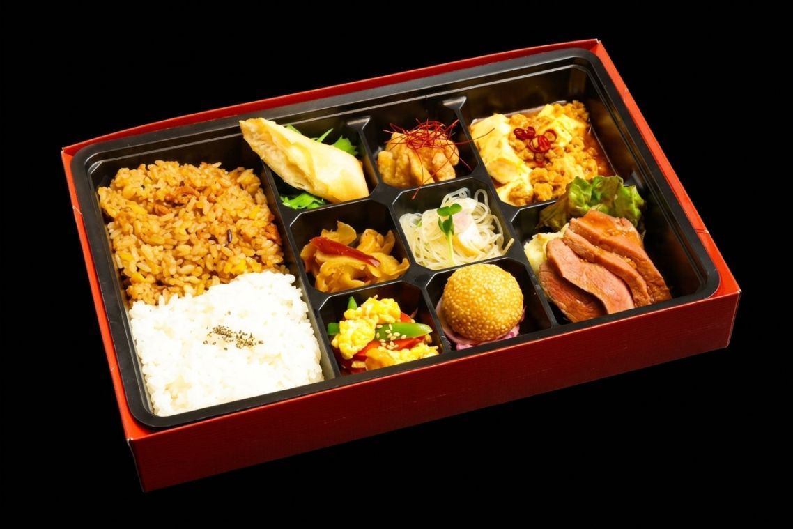 牛ステーキの創作中華弁当