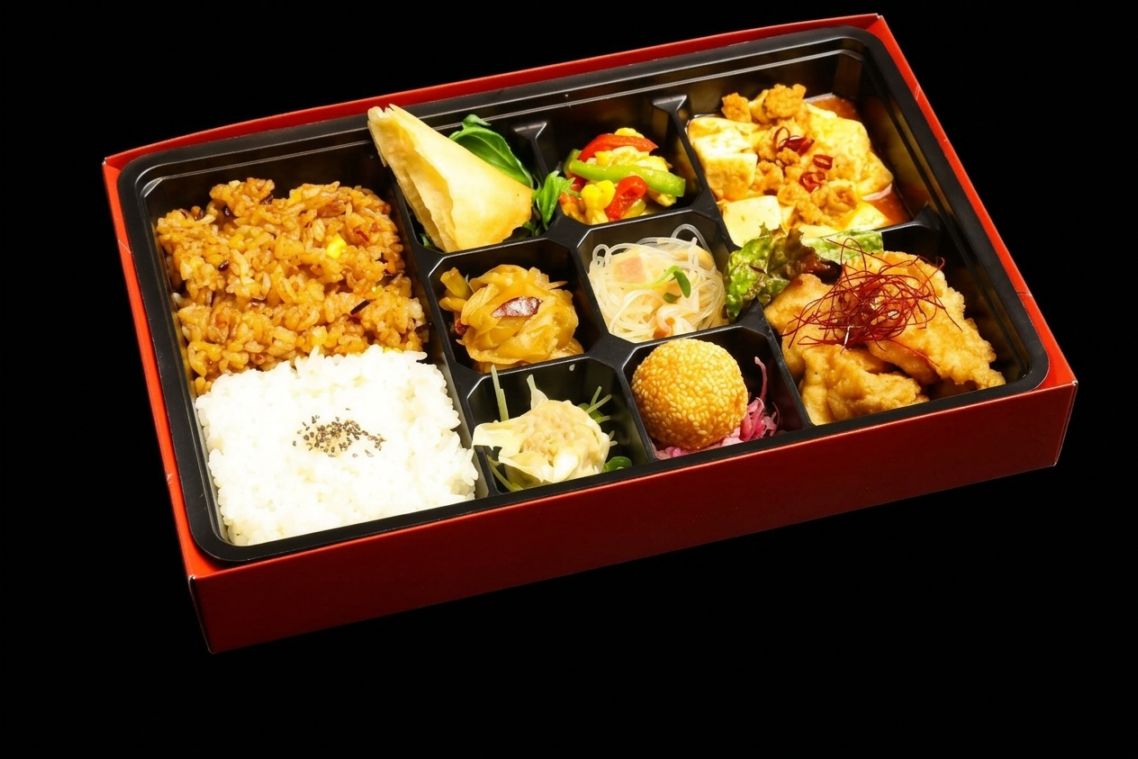 油淋鶏の創作中華弁当