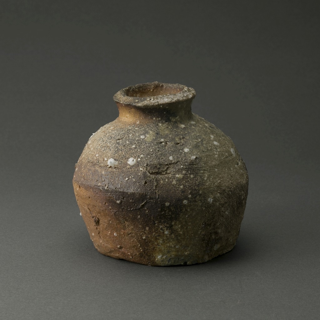 信楽蹲（谷穹）Shigaraki Hand basin（Q Tani） | 商品別 （Category