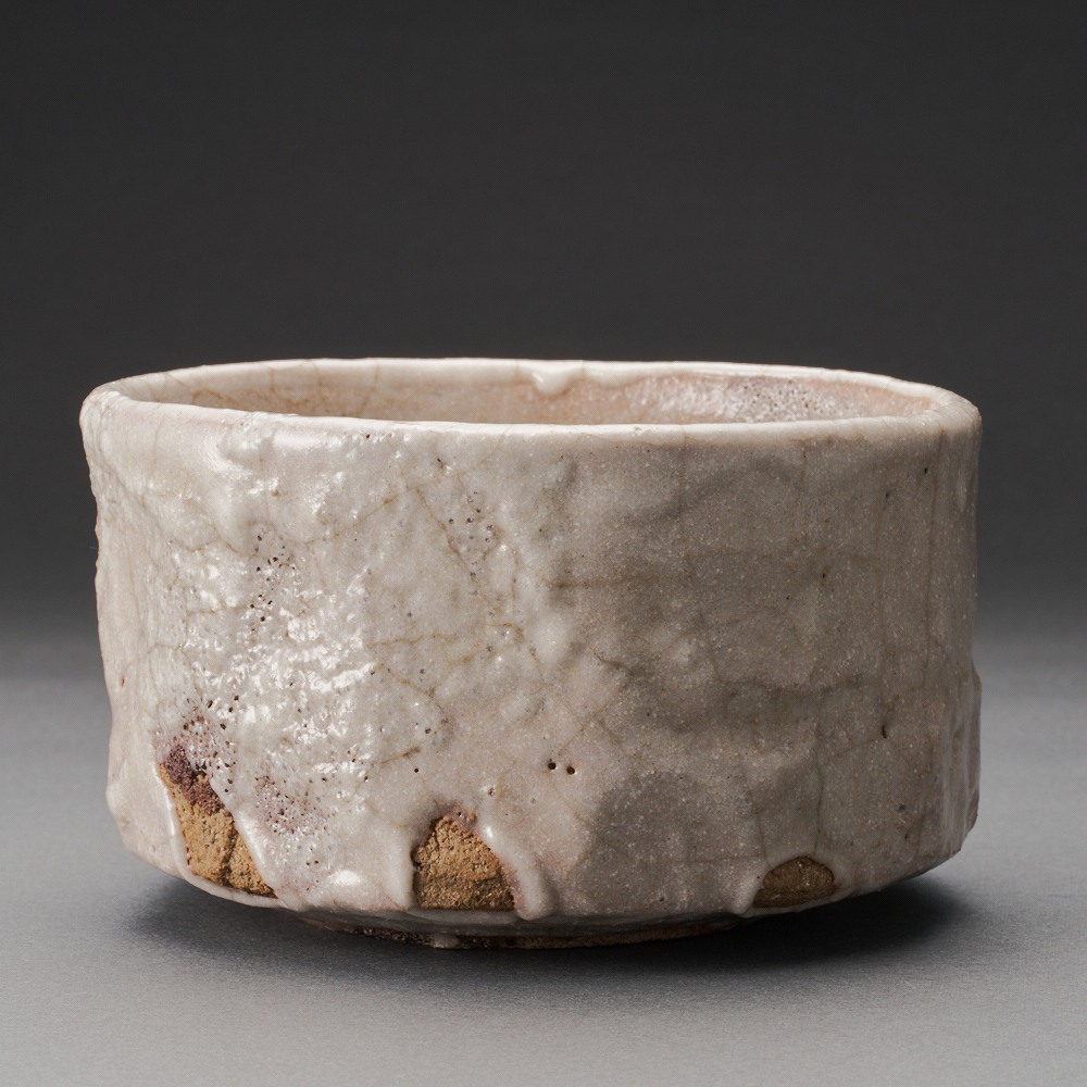 W318-1 清代 乾隆年製 中国古玩 粉砕四獣文鉢 薄造り 粉彩花文茶碗 W318-1 清代 乾隆年製 中国古玩 粉砕四獣文鉢 薄造り 粉彩花文