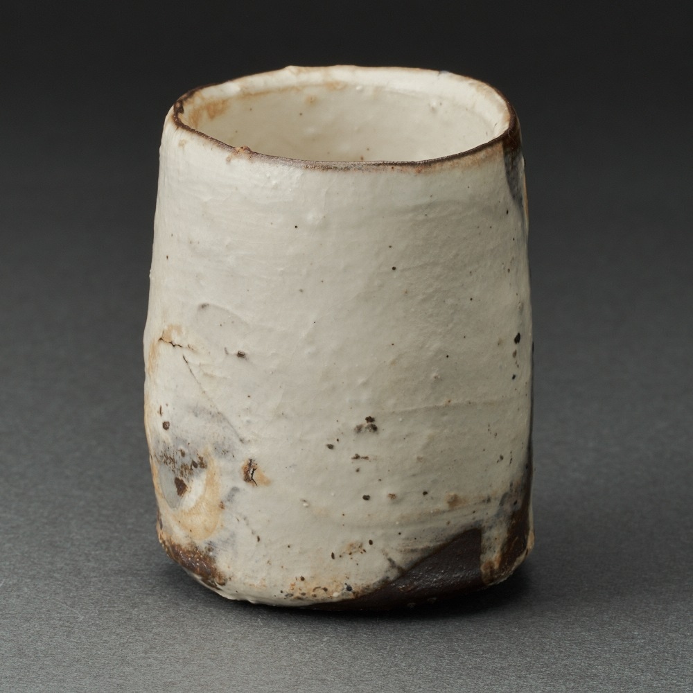 粉吹筒ぐい呑（辻村史朗）Kohiki Sake Cup（Shiro Tsujimura