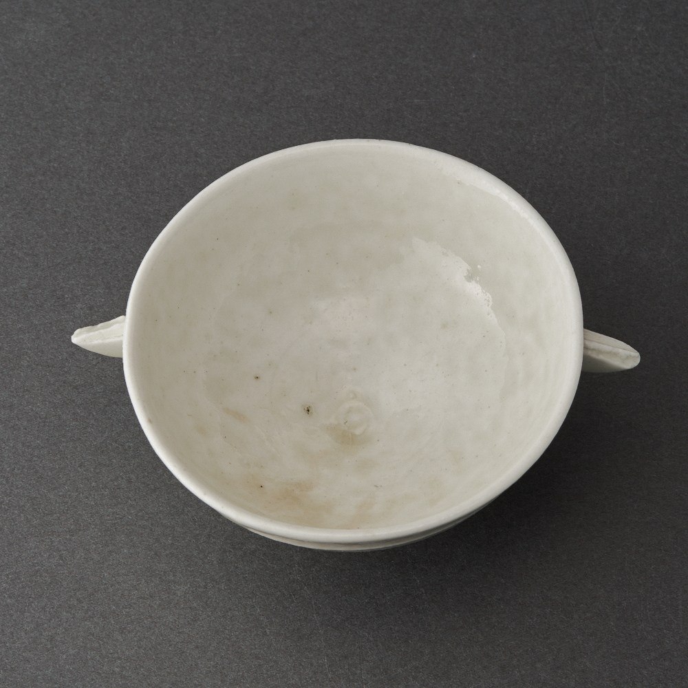 ♦白磁盃 陽刻雷紋様 盃 杯 猪口 古美術品 酒器 酒杯 骨董品 コレクション ♢白磁盃 陽刻雷紋様 盃 杯 猪口 古美術品 酒器 酒杯 骨董