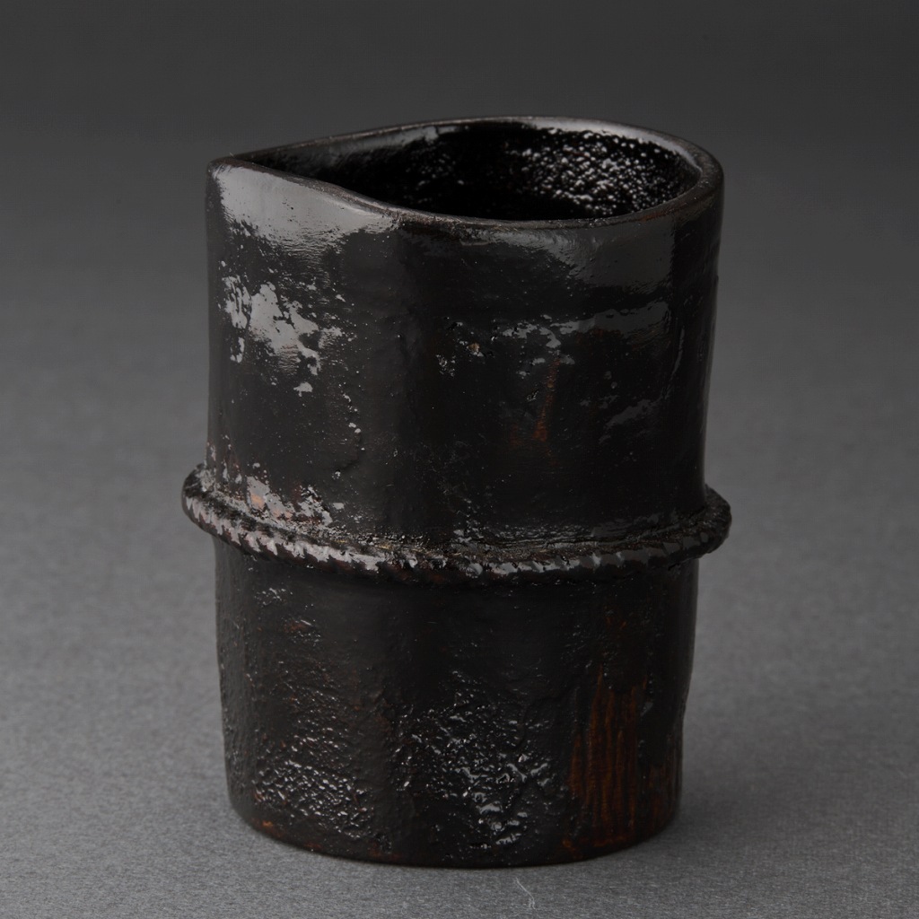 漆桶酒杯（小田和生）Lacquered Pottery Sake Cup（Kazuo Oda