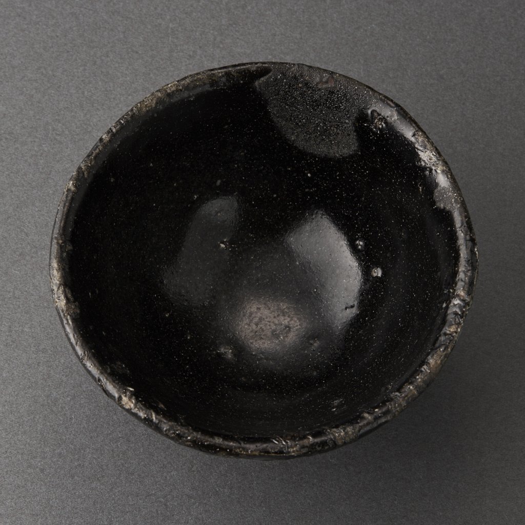 井戸黒ぐい呑（丸田宗彦）Ido Sake Cup（Munehiko Maruta