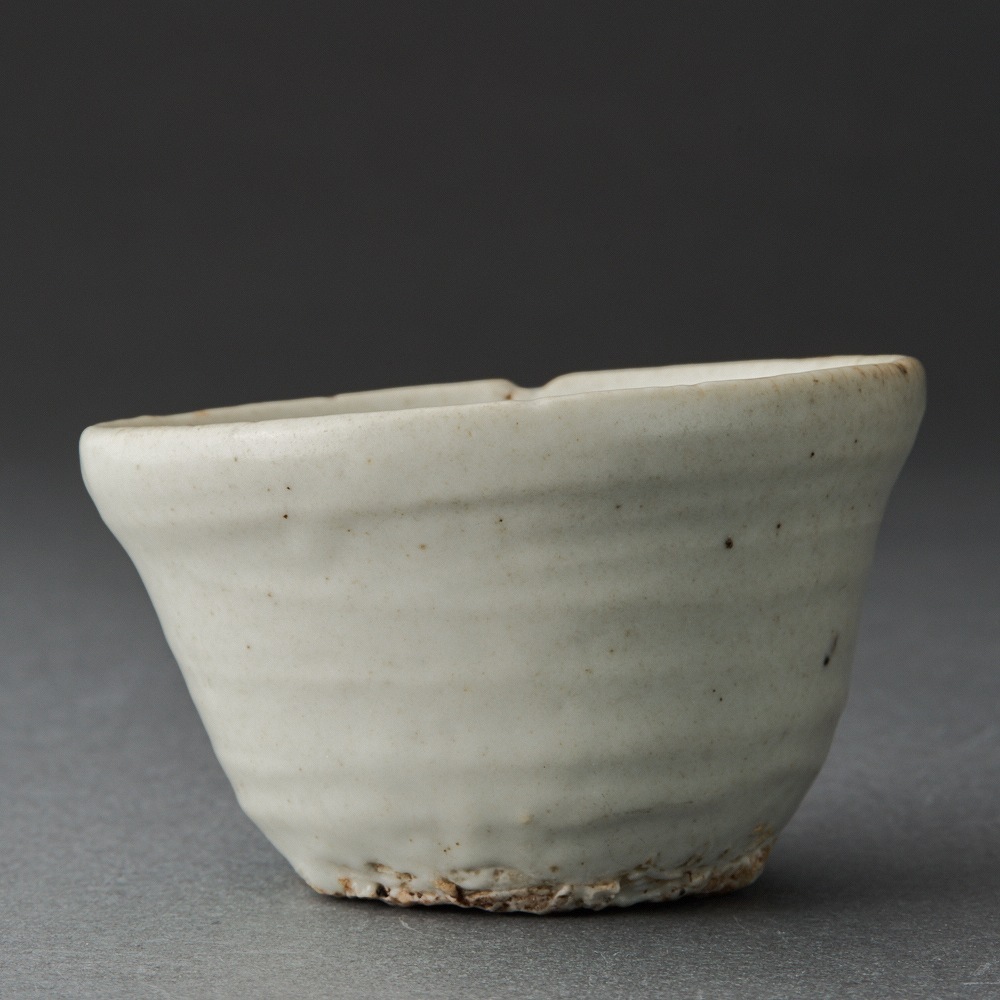��ī������ Semi-Porcelain Sake Cup