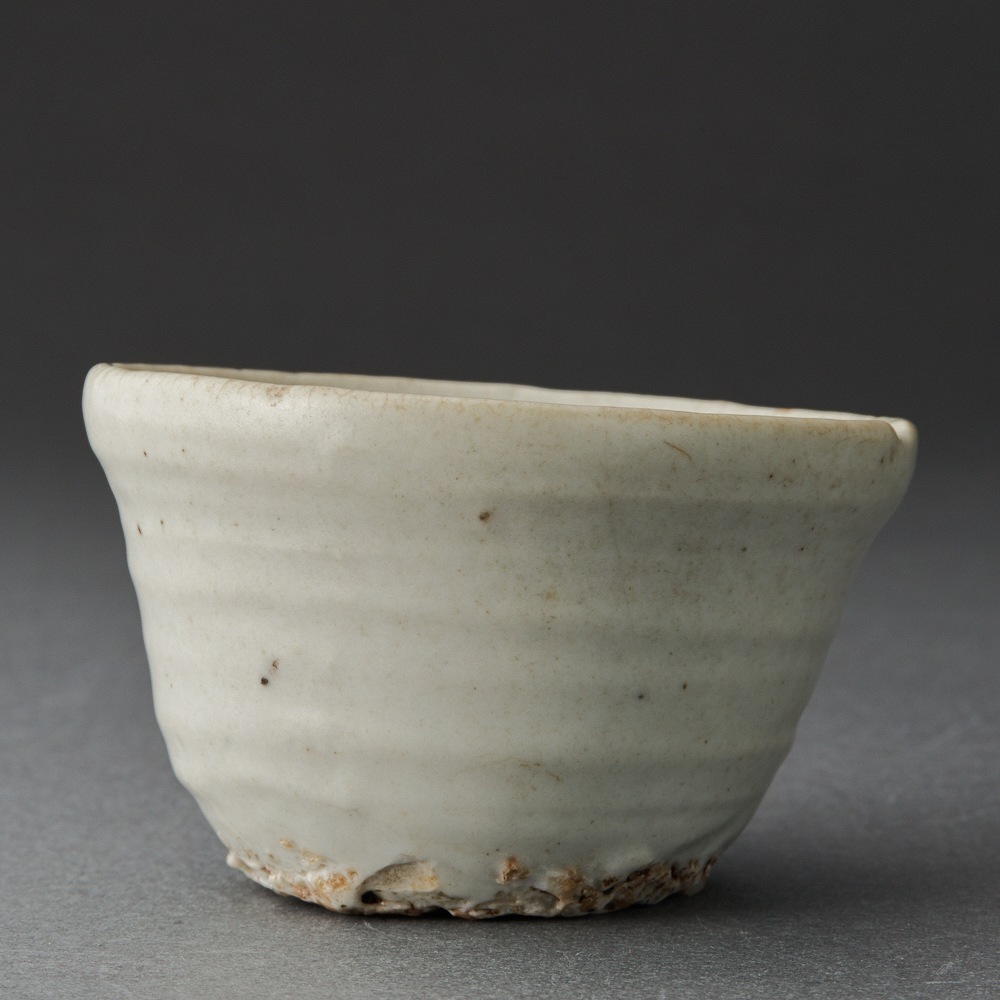 ��ī������ Semi-Porcelain Sake Cup