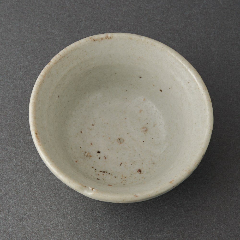 ��ī������ Semi-Porcelain Sake Cup