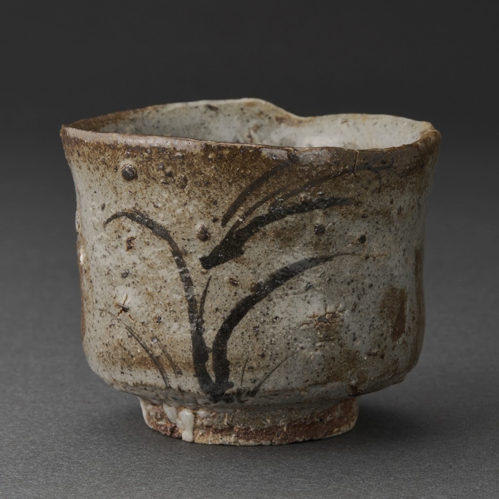 陶芸家　作家物　丸田宗彦　絵唐津　筒ぐい呑　筒盃　覗き猪口　共箱 絵唐津ぐい呑（丸田宗彦）Karatsu Sake Cup（Munehiko Maruta