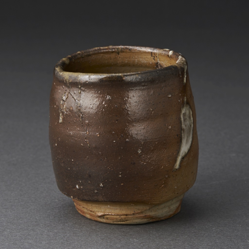 備前　ぐい呑　仁堂　共箱 備前ぐい呑（金重まこと）Bizen Sake Cup（Makoto Kaneshige