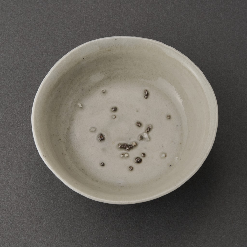 ʿ֡ʴĽϭWhite Porcelain Sake CupSoichiro Maruta
