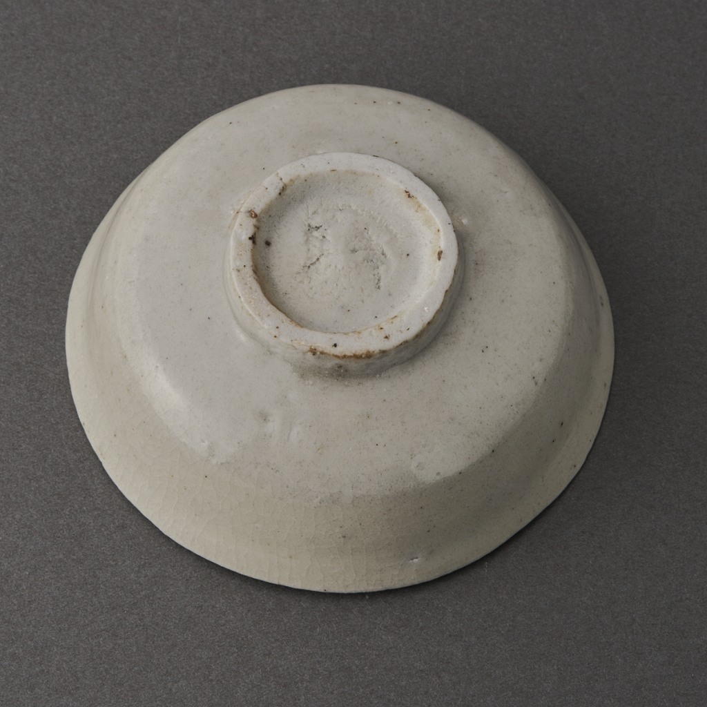ʿ֡ʴĽϭWhite Porcelain Sake CupSoichiro Maruta
