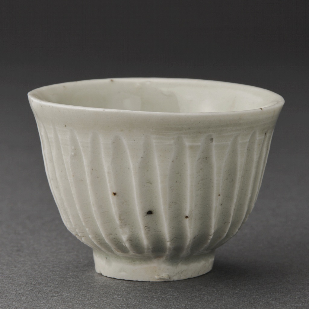 ֡ʴĽϭWhite Porcelain Sake CupSoichiro Maruta