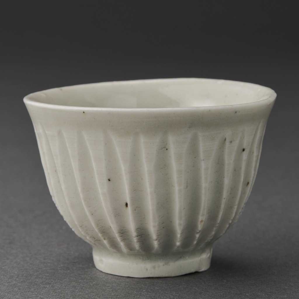 ֡ʴĽϭWhite Porcelain Sake CupSoichiro Maruta