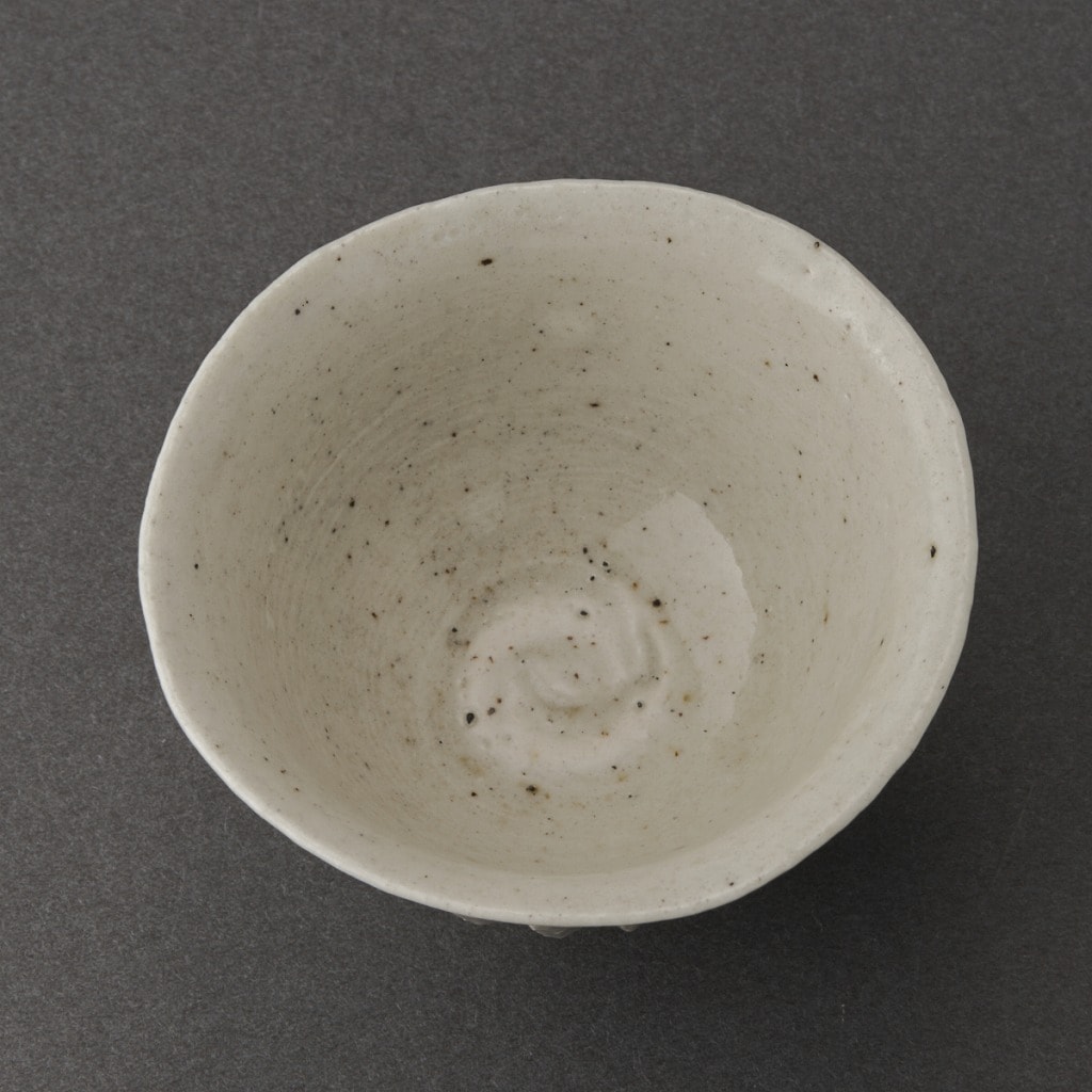 白磁鎬盃（丸田宗一廊）White Porcelain Sake Cup（Soichiro
