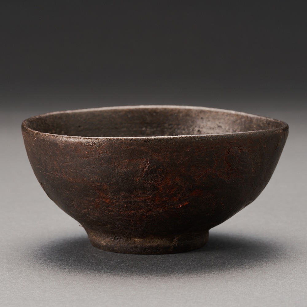 錫塗陶漆酒杯（菱田賢治）Lacquered Pottery Sake Cup（Kenji