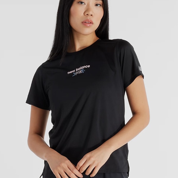 【ネコポス送料無料】ニューバランス New Balance レディース ランニングシャツ スペシャルエディション プリントショートスリーブTシャツ 半袖 AWT5103Y-BK