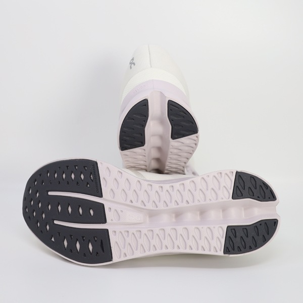 オン クラウドサーファー レディース ランニングシューズ on RUNNING Cloudsurfer 3WD10440664