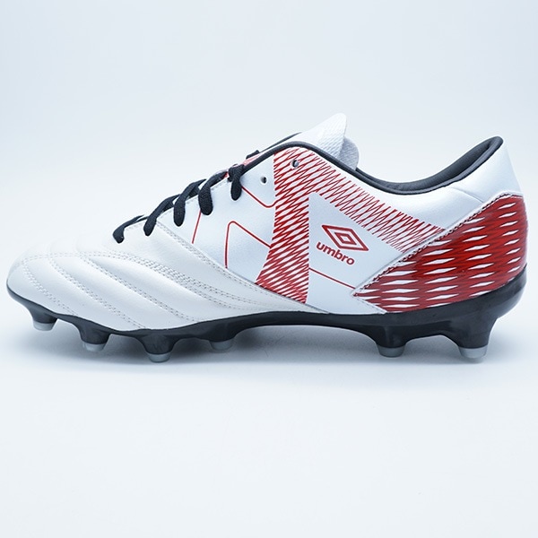 アンブロ　アクセレイター b v３ HG umbro アクセレイター b v3 HG -デサントストア-DESCENTE STORE-