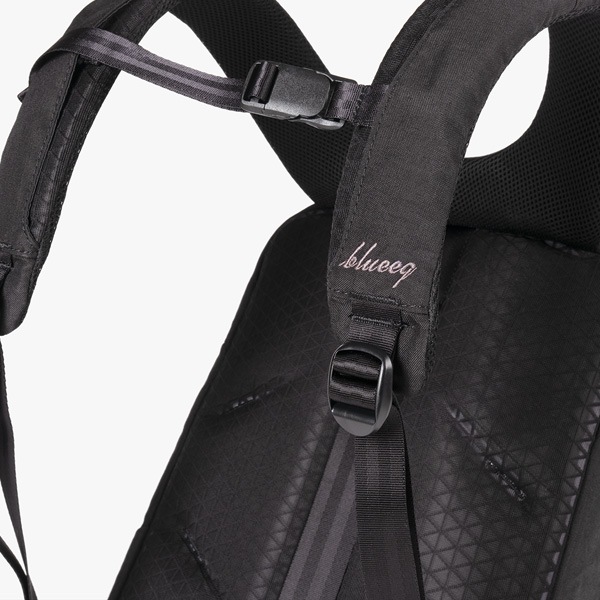 TACTICAL PACK 25 blueeq ブルイク バックパック BQB00020