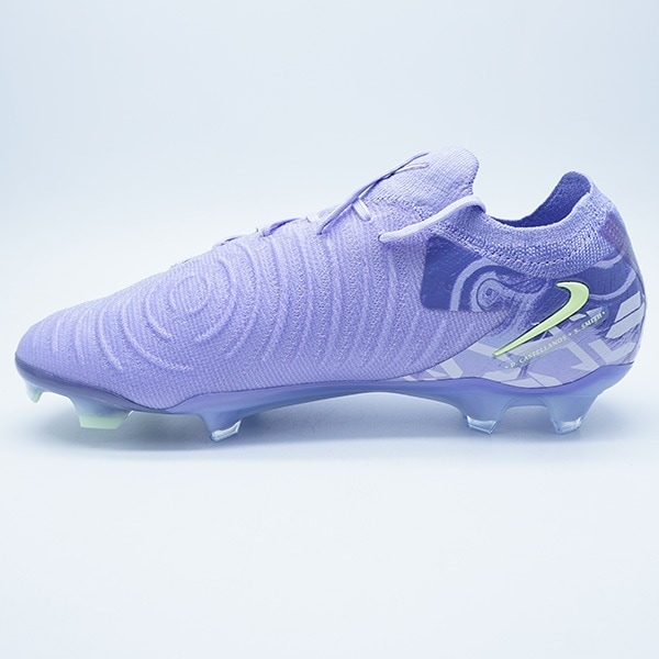 サッカー,サッカーシューズ,サッカースパイク,ナイキ サッカー