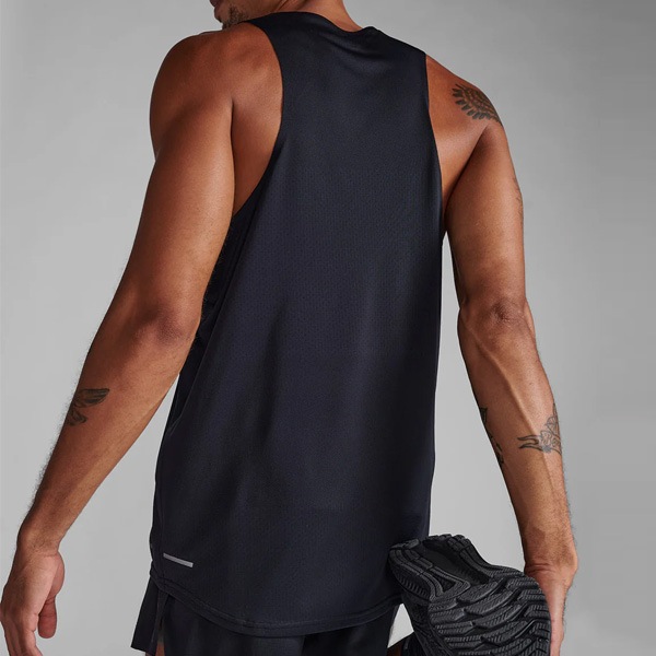 2XU PWX コンプレッション スリーブレストップ(ブラック