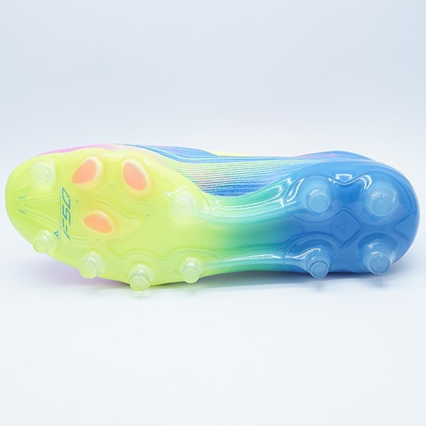 サッカー,サッカーシューズ,サッカースパイク,アディダス サッカー