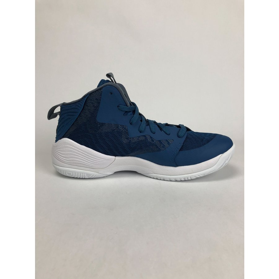 バスケットボール,バスケットボールシューズ・バッシュ