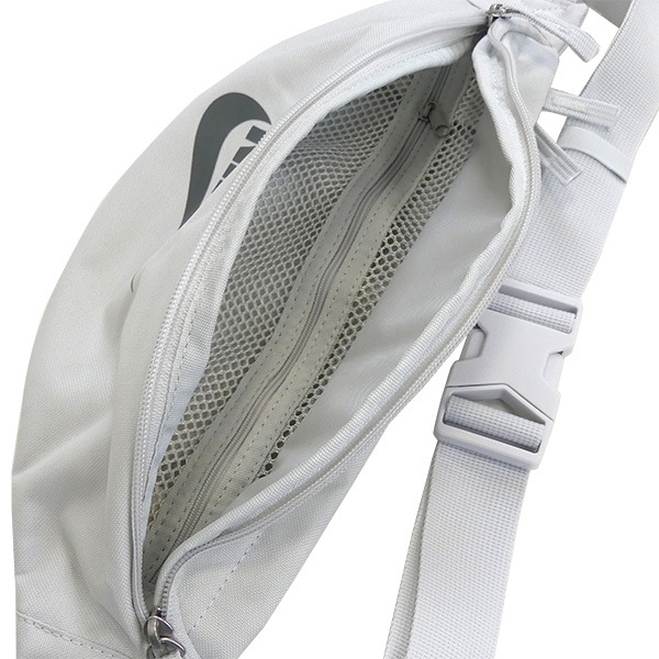 【ネコポス送料無料】 ナイキ NIKE ヘリテージ ウエスト パック DB0490-025 スポーツバッグ ウエストポーチ 3L 小物入れ フォトンダスト