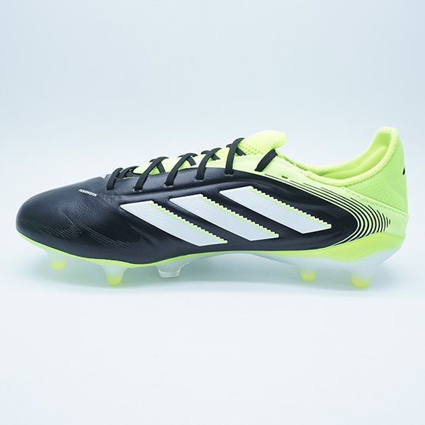 サッカー,サッカーシューズ,サッカースパイク,アディダス サッカー