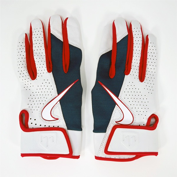 新品 NIKEトラウトエリート バッティンググローブ 黒×赤 Lサイズ 限定 新品 NIKEトラウトエリート バッティンググローブ 黒×赤 Lサイズ