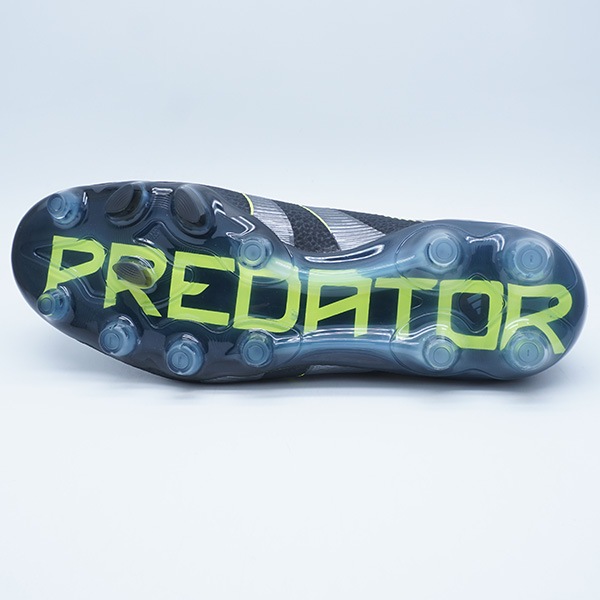 サッカースパイク　プレデターadidas アディダス】サッカースパイク プレデター アブソリオン LZ TRX