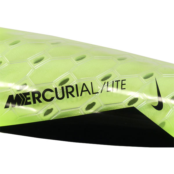 【送料無料】ナイキ NIKE マーキュリアルライト シンガード DN3611-702 サッカー フットサル すねあて