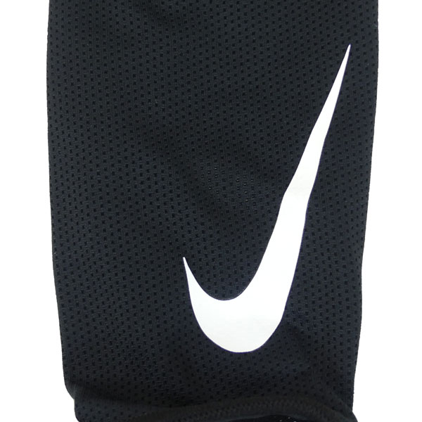 【送料無料】ナイキ NIKE マーキュリアルライト シンガード DN3611-702 サッカー フットサル すねあて