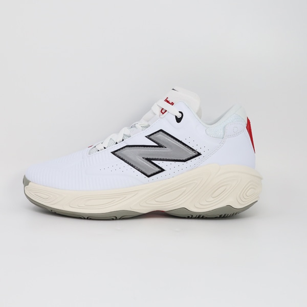 【新品未使用】ニューバランス newbalance バスケットシューズ バッシュ ニューバランス、ハイパフォーマンス バスケットボールシューズ