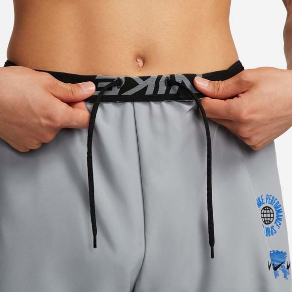 スポーツアパレル,メンズ一般アパレル,ボトムス・ハーフパンツのナイキ