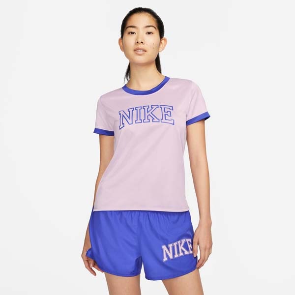 【ネコポス送料無料】ナイキ NIKE レディース ドライフィット スウッシュ Tシャツ ショートスリーブ ランニングトップ スポーツウェア トレーニングウェア DQ6372-530