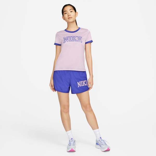 【ネコポス送料無料】ナイキ NIKE レディース ドライフィット スウッシュ Tシャツ ショートスリーブ ランニングトップ スポーツウェア トレーニングウェア DQ6372-530