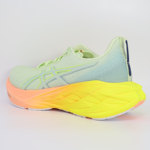 ASICS novablast 24.0 ランニングシューズ 新素材「FF BLAST PLUS」を採用したニュートラルクッション