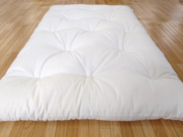 ��100�����ߥ˥٥ӡ�����1�ȡ�̵��������