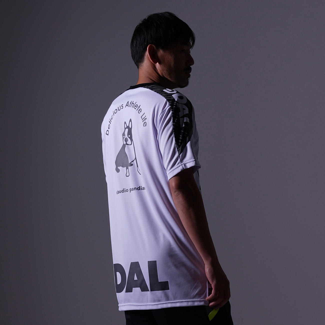 サッカージャンキー／犬ガチャ+4 ワークアウトシャツ&パンツ 3点セット