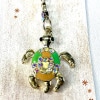 【再入荷】ウミガメのラインストーンストラップ