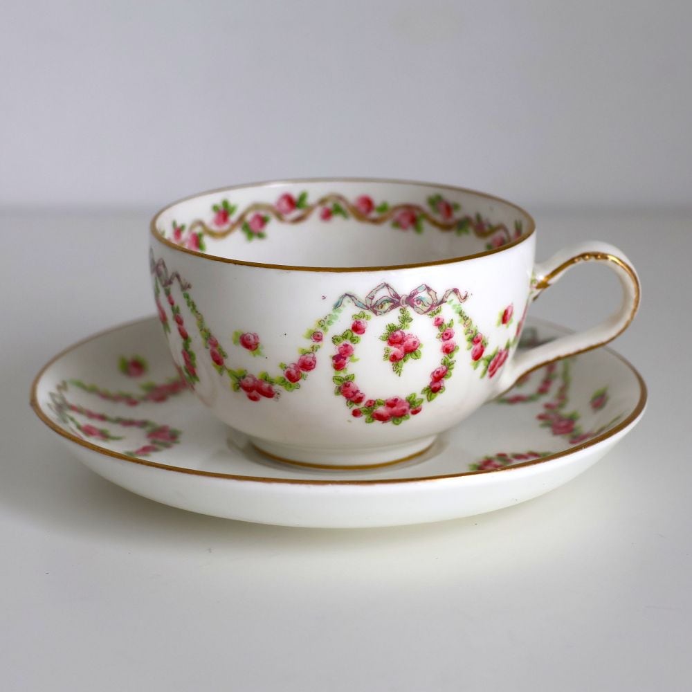 ジョージ・ジョーンズ&サンズ　ギルマン・コラモア　色絵バラ文c/s