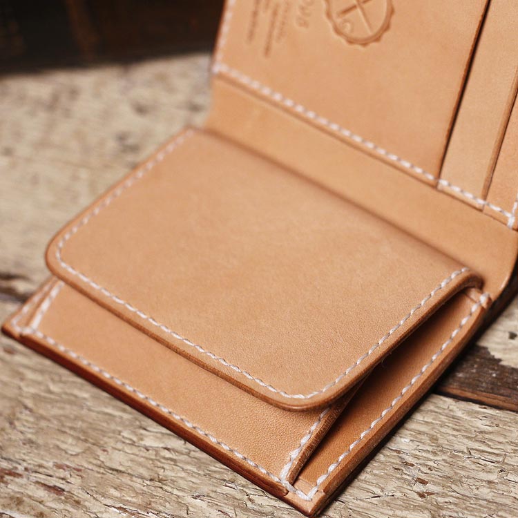 ヌメ革 三つ折り財布 手縫い 栃木レザー コンパクトウォレット