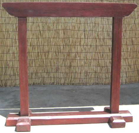 銅鑼（どら）木製スタンド68/52/27cm 銅鑼直径29cm 重さ1901g 銅鑼（どら）木製スタンド68/52/27cm 銅鑼直径29cm 重さ1901g