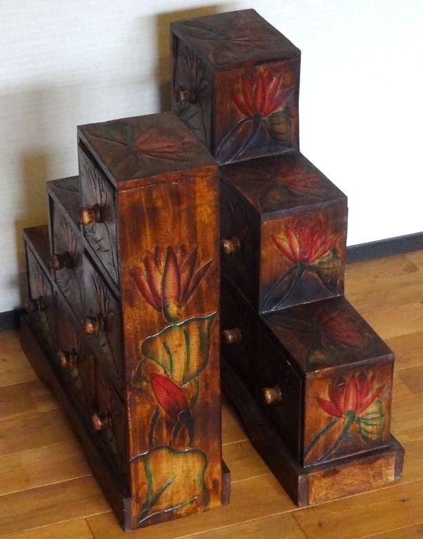 割引 《アジアン家具》木製階段チェスト/アンティーク調〜左右2体