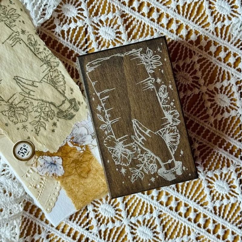 [樂意Loidesign] 手拿著-古老的信紙(Ancient Letter Paper) スタンプ