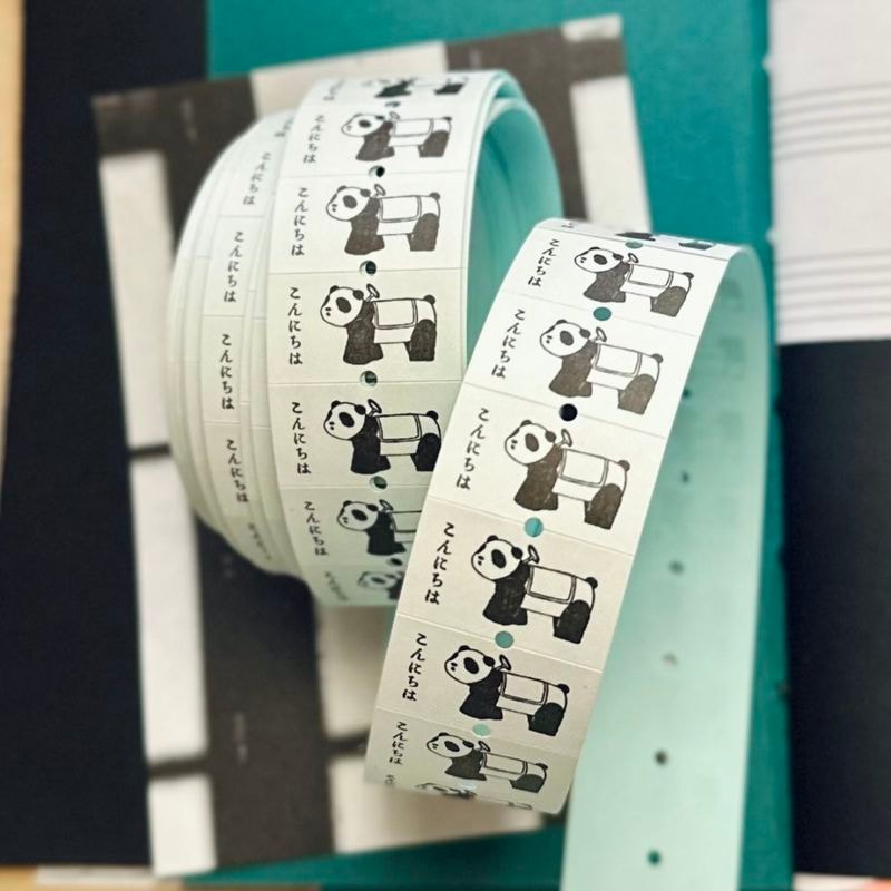 [36 Sublo] 36オリジナル ラベラーロールシール パンダカー「こんにちは」(弱粘着 再剥離)(約1000枚入)