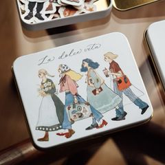[甜蜜生活 la dolce vita] 我們快樂地向前走 甜蜜生活 缶入りフレークシールセット(30枚入)