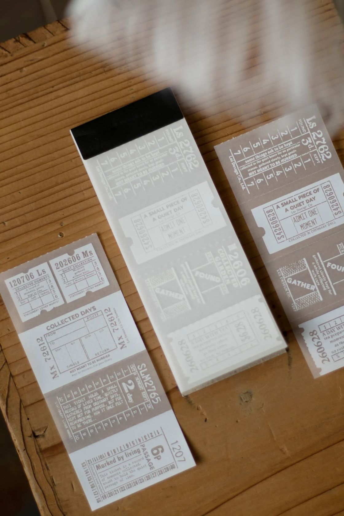 [樂意Loidesign] 票卷採集 Ticket Collection Tracing Paper トレーシングペーパーラベルブック(2柄各18枚入)