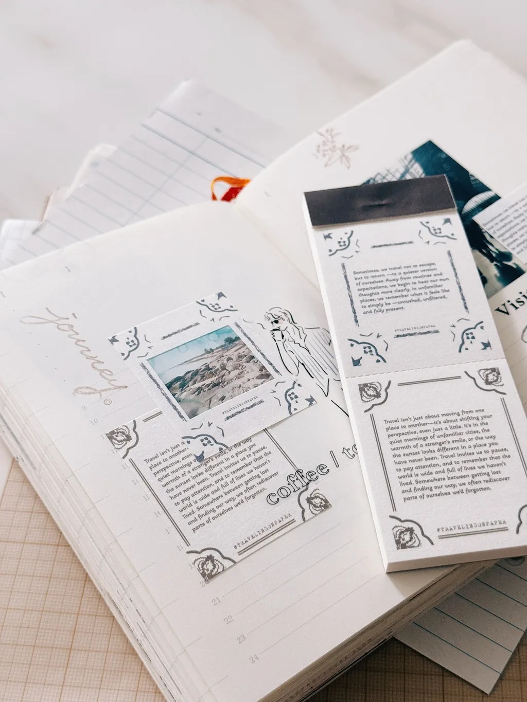 [紙上旅行Traveling on paper] JourneyNote コラージュ ラベルブック(2種類各50枚入)